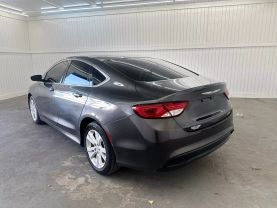 2016 CHRYSLER 200