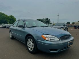 2006 Ford Taurus - Image 2