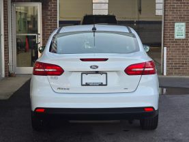 2017 Ford Focusse Sedan 4d - Image 3