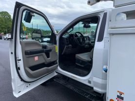 2017 FORD F550 SUPER DUTY 46FT BUCKET TRUCK ALTEC AT41M BUCKET TRUCKS V8, TURBO DIESEL, 6.7 LITER XL 169" W.B. 2D - Eddies Auto Sales