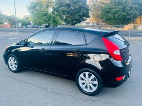 2013 HYUNDAI ACCENT HATCHBACK 4-CYL, 1.6 LITER SE HATCHBACK 4D