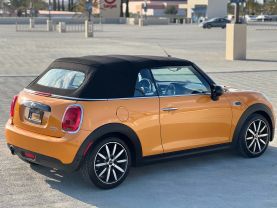 2017 MINI CONVERTIBLE CONVERTIBLE 3-CYL, TURBO, 1.5 LITER COOPER CONVERTIBLE 2D