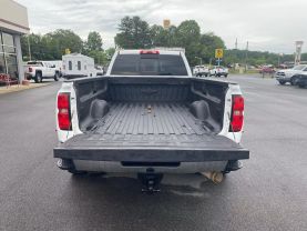 2016 CHEVROLET SILVERADO 3500 HD CREW CAB DRW GOOSENECK PICKUP TRUCKS V8, TURBO DSL, 6.6L LT PICKUP 4D 6 1/2 FT - Eddies Auto Sales
