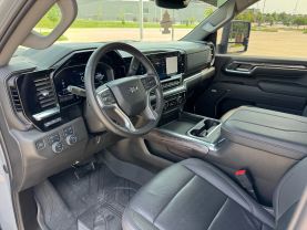 2024 CHEVROLET SILVERADO 3500 HD CREW CAB PICKUP V8, TURBO DIESEL, 6.6 LITER LTZ PICKUP 4D 6 1/2 FT