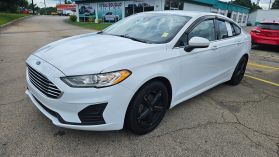 2020 Ford Fusion - Image 3