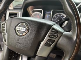2017 NISSAN TITAN CREW CAB