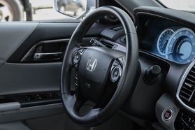 2017 Honda Accord - Image 14
