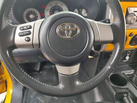 2007 TOYOTA FJ CRUISER SUV V6, 4.0 LITER SPORT UTILITY 2D
