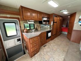 Used 2007 GEORGETOWN BY FOREST RIVER GEORGETOWN XL - - 370TS - LA Auto Star located in Virginia Beach, VA