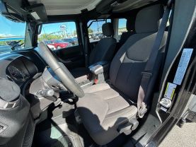 2017 JEEP WRANGLER UNLIMITED SUV V6, 3.6 LITER SPORT SUV 4D