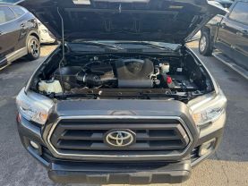 2021 TOYOTA TACOMA DOUBLE CAB PICKUP V6, 3.5 LITER SR5 PICKUP 4D 5 FT