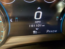 2016 CHEVROLET SUBURBAN SUV WHITE AUTOMATIC - Budget Used Car Sales