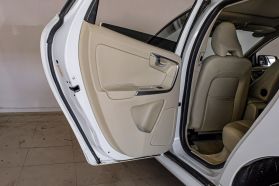 2015 VOLVO XC60 SUV 6-CYL, TURBO, 3.0 LITER T6 SPORT UTILITY 4D (2015.5)