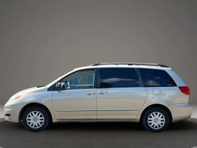 2006 TOYOTA SIENNA VAN V6, 3.3 LITER LE MINIVAN 4D