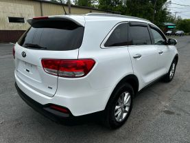 2017 KIA SORENTO SUV 4-CYL, GDI, 2.4 LITER LX SPORT UTILITY 4D