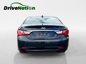 2013 HYUNDAI SONATA SEDAN 4-CYL, 2.4 LITER GLS SEDAN 4D