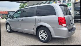 2019 Dodge Grand Caravan Passenger Sxt Minivan 4d - Image 3