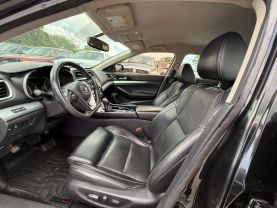 2017 NISSAN MAXIMA SEDAN V6, 3.5 LITER SV SEDAN 4D