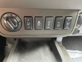 2016 NISSAN FRONTIER CREW CAB PICKUP V6, 4.0 LITER PRO-4X PICKUP 4D 5 FT