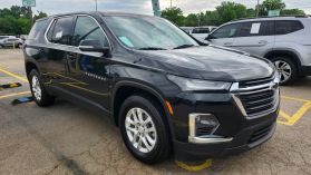 2023 Chevrolet Traverse - Image 3
