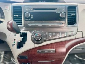 2014 TOYOTA SIENNA VAN V6, 3.5 LITER XLE MINIVAN 4D