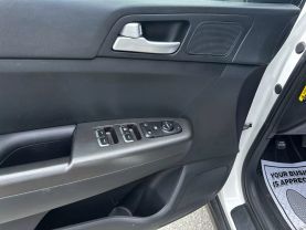 2019 KIA SPORTAGE SUV 4-CYL, GDI, 2.4 LITER LX SPORT UTILITY 4D