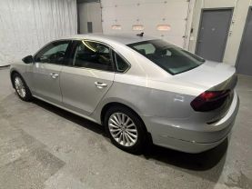 2017 VOLKSWAGEN PASSAT SEDAN 4-CYL, TURBO, 1.8 LITER 1.8T SE SEDAN 4D