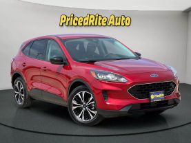 2021 FORD ESCAPE SUV 4-CYL, HYBRID, 2.5 LITER SE HYBRID SPORT UTILITY 4D