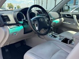 2012 TOYOTA HIGHLANDER SUV 4-CYL, 2.7 LITER SPORT UTILITY 4D