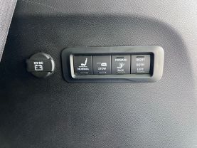 2019 CHRYSLER PACIFICA VAN V6, 3.6 LITER LIMITED MINIVAN 4D