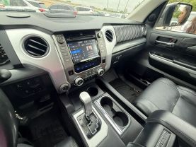2019 TOYOTA TUNDRA CREWMAX PICKUP V8, 5.7 LITER PLATINUM PICKUP 4D 5 1/2 FT