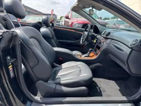 2004 MERCEDES-BENZ CLK-CLASS CONVERTIBLE V8, 5.0 LITER CLK 500 CABRIOLET 2D