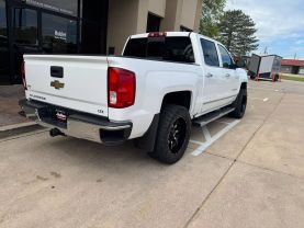 2018 CHEVROLET SILVERADO 1500 CREW CAB PICKUP V8, ECOTEC3, 5.3 LITER LTZ PICKUP 4D 5 3/4 FT