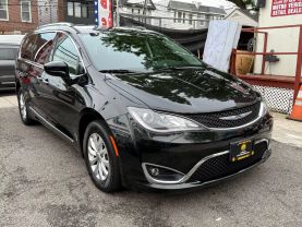 2018 CHRYSLER PACIFICA VAN V6, 3.6 LITER TOURING L MINIVAN 4D