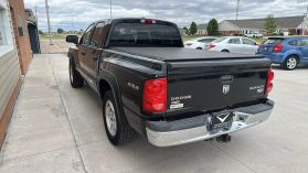 2011 RAM DAKOTA CREW CAB PICKUP V8, FLEX FUEL, 4.7 LITER LARAMIE PICKUP 4D 5 1/4 FT