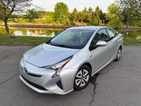 2016 TOYOTA PRIUS