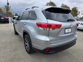 2017 Toyota Highlander - Image 4