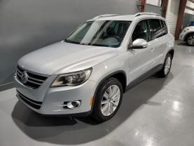 2011 Volkswagen Tiguan - - Image 7