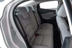 2019 TOYOTA YARIS SEDAN 4-CYL, 1.5 LITER LE SEDAN 4D