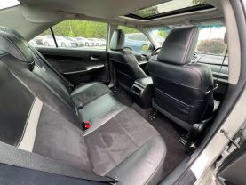 2014 Toyota Camry Se Sedan 4d - Image 21
