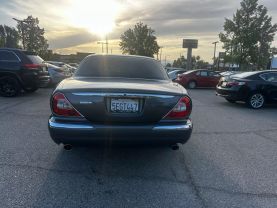 2004 JAGUAR XJ SEDAN V8, 4.2 LITER VANDEN PLAS SEDAN 4D