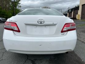 2011 TOYOTA CAMRY SEDAN 4-CYL, 2.5 LITER LE SEDAN 4D