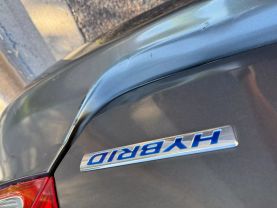 2010 HONDA CIVIC SEDAN 4-CYL, HYBRID, 1.3 LITER HYBRID SEDAN 4D
