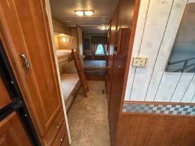 Used 2006 GEORGETOWN BY FOREST RIVER SE SERIES - - 350DS FORD - LA Auto Star located in Virginia Beach, VA