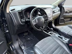 2019 MITSUBISHI OUTLANDER SUV 4-CYL, 2.4 LITER SE SPORT UTILITY 4D
