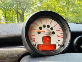 2011 MINI CLUBMAN HATCHBACK 4-CYL, TURBO, 1.6 LITER COOPER S HATCHBACK 3D