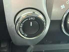 2018 TOYOTA TUNDRA CREWMAX PICKUP V8, FLEX FUEL, 5.7 LITER SR5 PICKUP 4D 5 1/2 FT