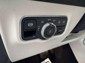 2021 MERCEDES-BENZ GLB SUV 4-CYL, TURBO, 2.0 LITER GLB 250 4MATIC SPORT UTILITY 4D