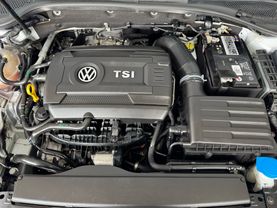 2019 VOLKSWAGEN GOLF GTI HATCHBACK 4-CYL, TURBO, 2.0 LITER SE HATCHBACK SEDAN 4D