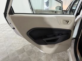 2013 FORD FIESTA